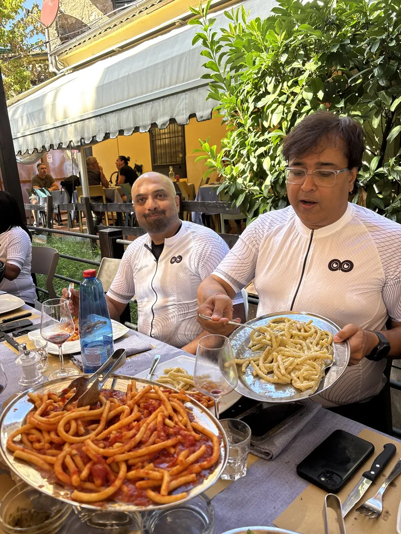 Day 1: the first lunch of the tour