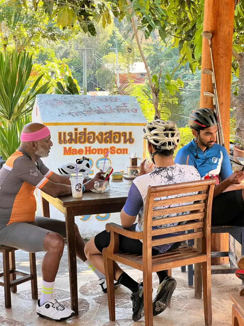 The easiest day of the tour deserves a longish coffee stop! Just 30 odd km from Mae  Hong Son town.