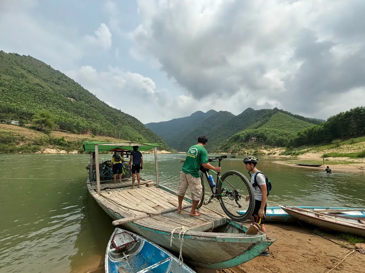 Vietnam Adventure, Vietnam