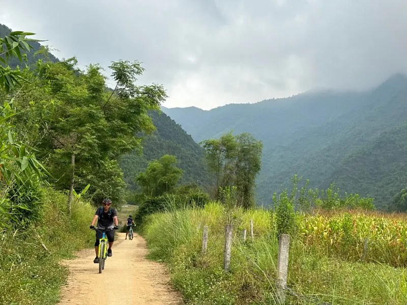 Cycling the Ho Chi Minh Trail in Central Vietnam, photograph 3
