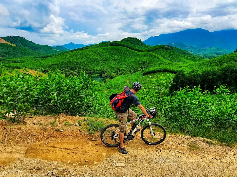 Cycling the Ho Chi Minh Trail in Central Vietnam, photograph 2